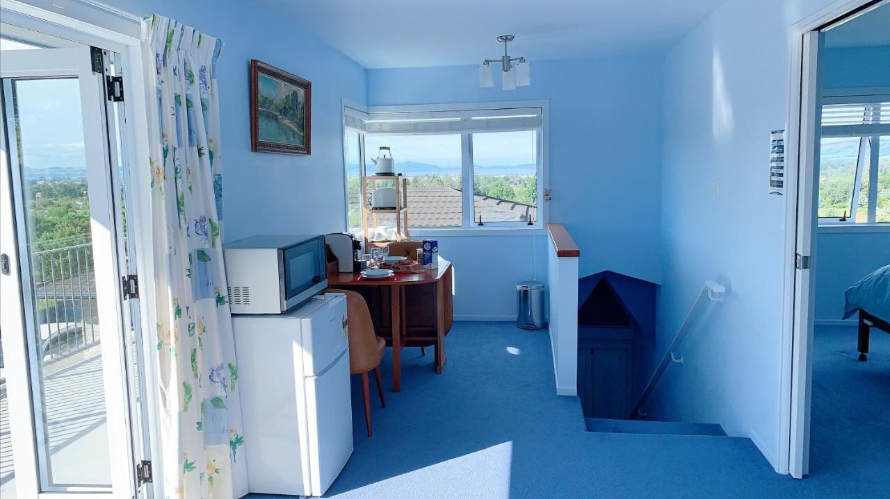 Panoramic View Apartment Without A Kitchen โรโตรัว ภายนอก รูปภาพ